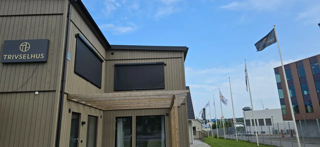 Screens - bild 2 av 3