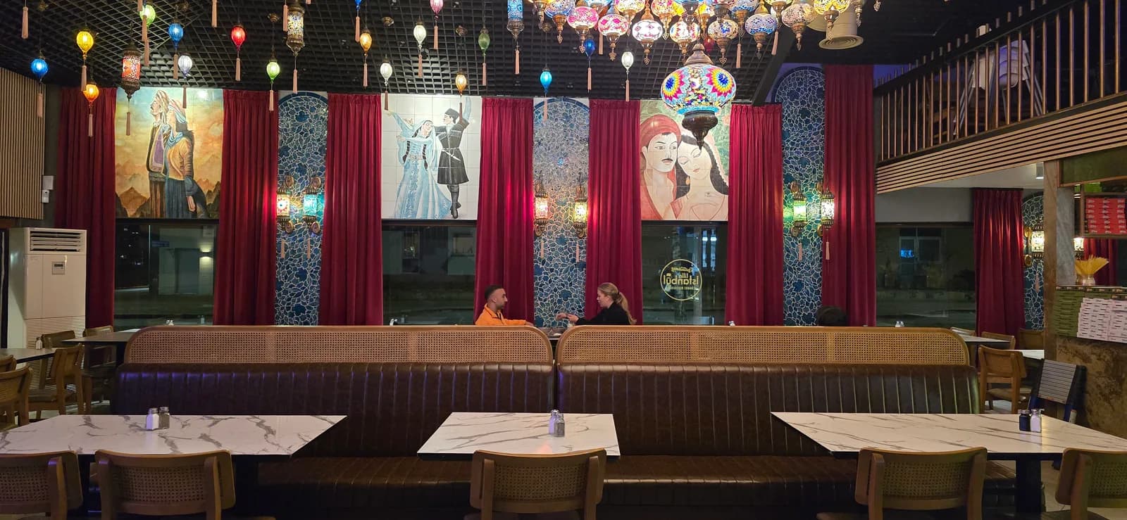 Restauranggardiner på Lilla Istanbul i Göteborg